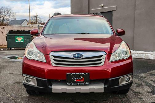 2011 Subaru Outback 3.6 R Limited