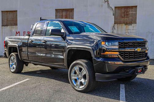 2017 Chevrolet Silverado 1500 Custom