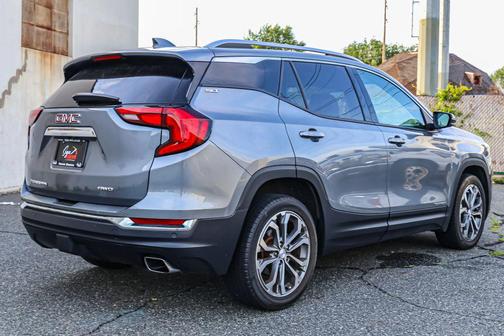 Gray 2018 GMC Terrain SLT