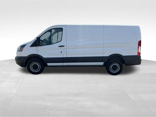 2017 Ford Transit-250 Base