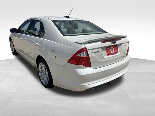 Platinum 2010 Ford Fusion SE