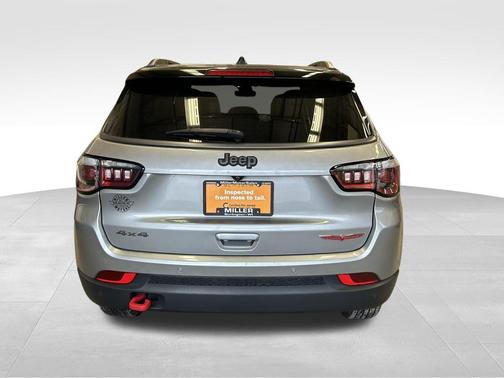 2021 Jeep Compass Trailhawk