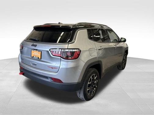 2021 Jeep Compass Trailhawk