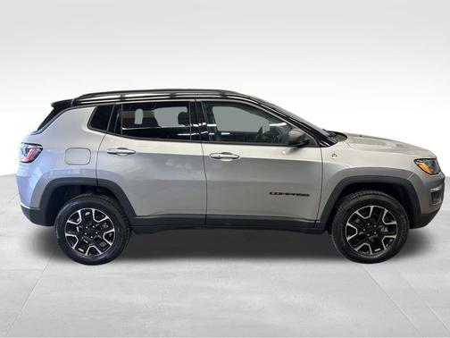 2021 Jeep Compass Trailhawk
