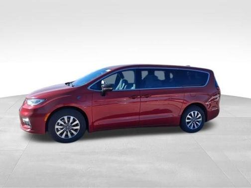 2025 Chrysler Pacifica Hybrid Select