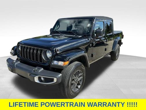 2024 Jeep Gladiator Sport