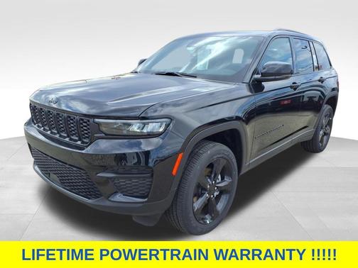 2025 Jeep Grand Cherokee Laredo