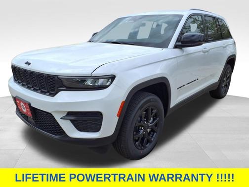 2025 Jeep Grand Cherokee Laredo