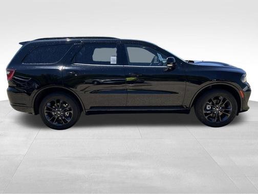 DB Black Crystal Clearcoat 2023 Dodge Durango GT
