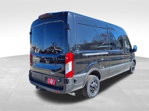 2025 Ford Transit-250 148 WB Medium Roof Cargo