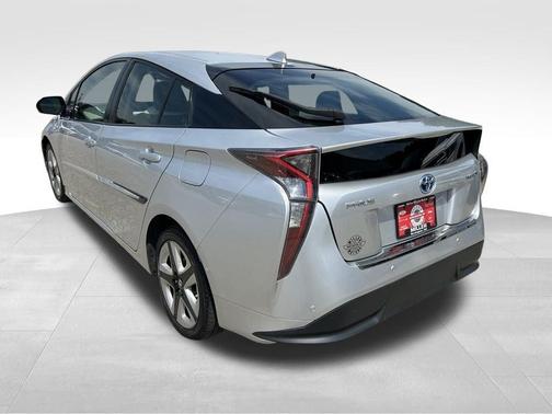 2017 Toyota Prius Three Touring