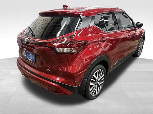 2021 Nissan Kicks SV