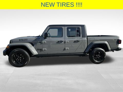 2021 Jeep Gladiator Sport