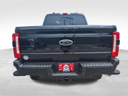 2025 Ford F-350 Lariat Super Duty
