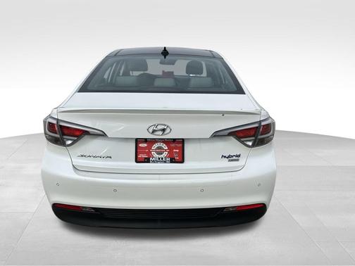 2016 Hyundai SONATA Hybrid Limited