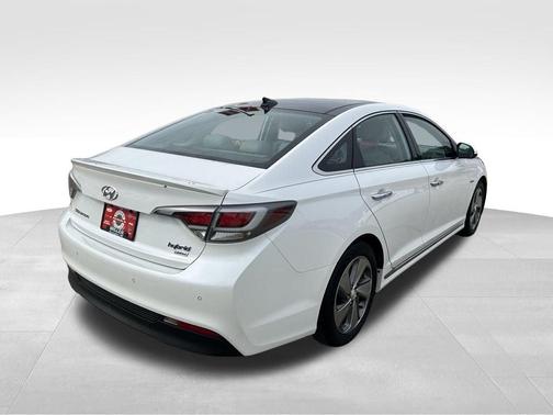 2016 Hyundai SONATA Hybrid Limited