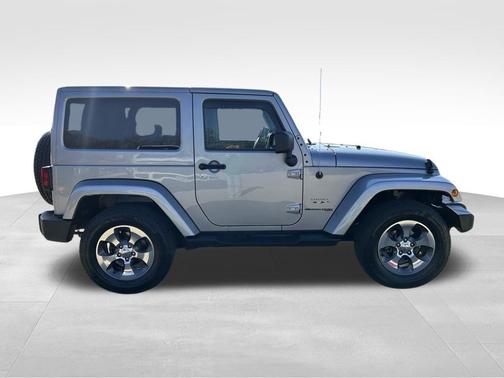 2018 Jeep Wrangler JK Sahara