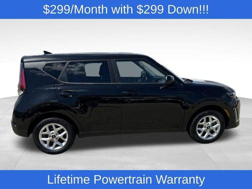 Fusion Orange 2025 Kia Soul LX