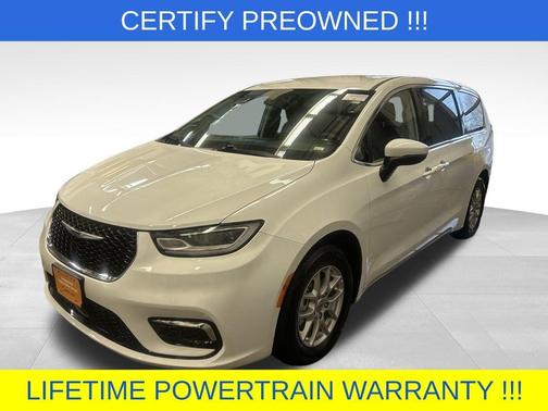 2023 Chrysler Pacifica Touring-L