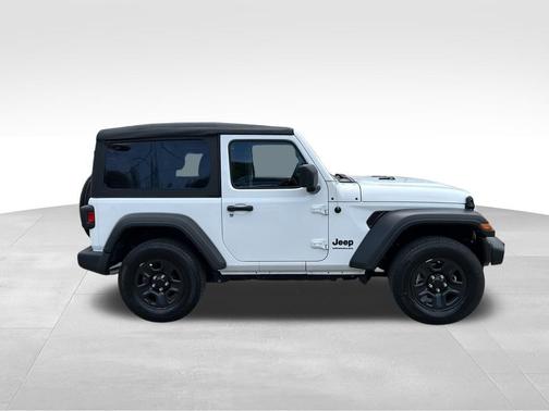 2022 Jeep Wrangler Sport
