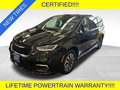 2023 Chrysler Pacifica Hybrid Limited