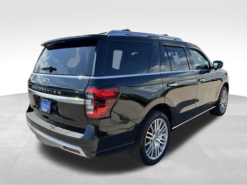 2022 Ford Expedition Platinum