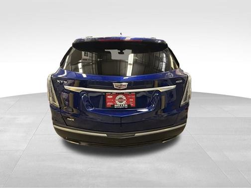 2024 Cadillac XT5 Sport