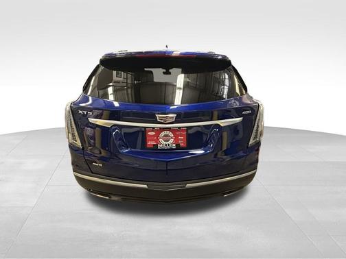 2024 Cadillac XT5 Sport