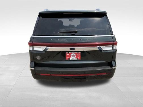 2024 Lincoln Navigator L Black Label