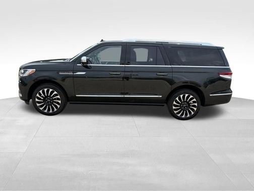 2024 Lincoln Navigator L Black Label