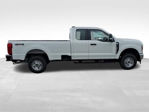 2025 Ford F-250 XLT