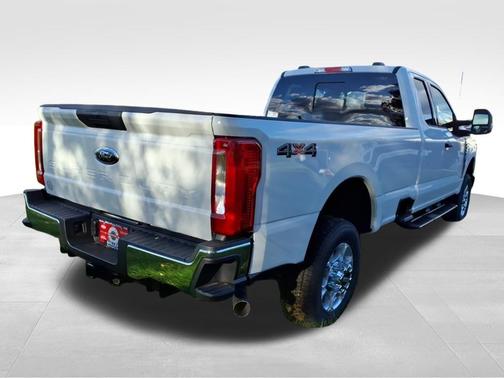 2026 Ford F-350 XLT