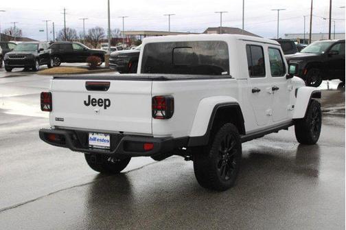 2024 Jeep Gladiator Nighthawk