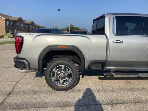 2025 GMC Sierra 2500 SLT