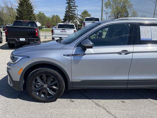 2024 Volkswagen Tiguan 2.0T SE