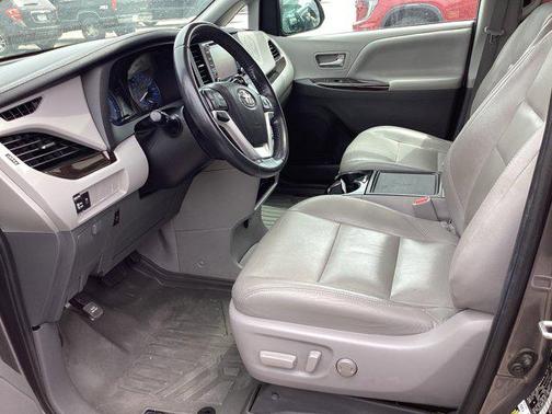 2020 Toyota Sienna Limited