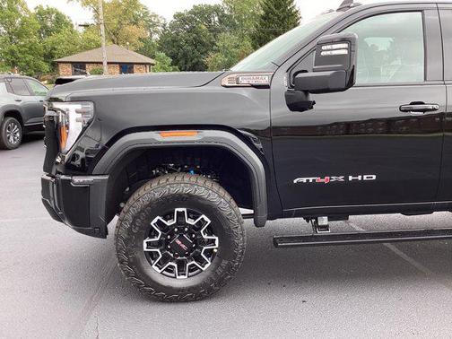 2026 GMC Sierra 2500 AT4