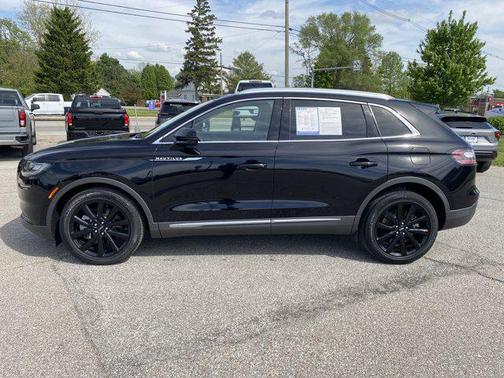 2022 Lincoln Nautilus Reserve