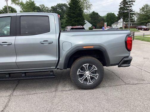 2025 GMC Canyon Base