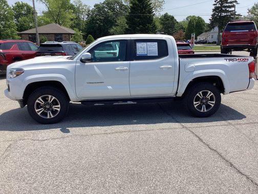 2017 Toyota Tacoma TRD Sport