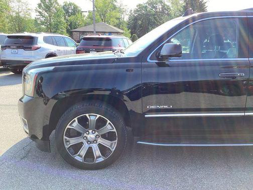 2017 GMC Yukon XL Denali