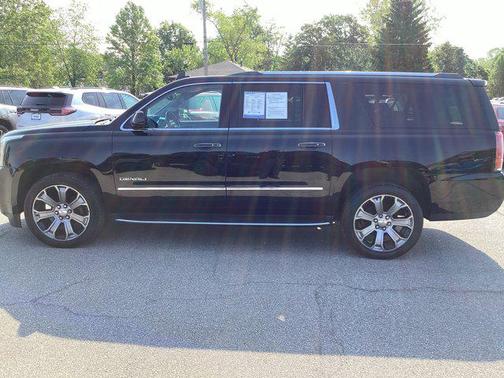 2017 GMC Yukon XL Denali