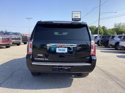2017 GMC Yukon XL Denali