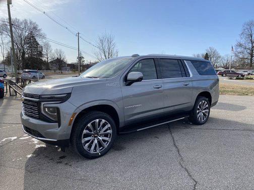 2025 Chevrolet Suburban 4WD High Country