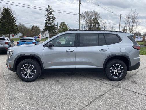 2025 GMC Acadia AWD AT4