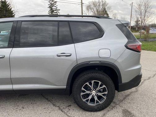 2025 GMC Acadia AWD AT4
