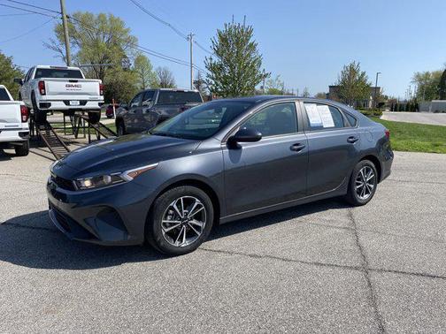 2024 Kia Forte LXS