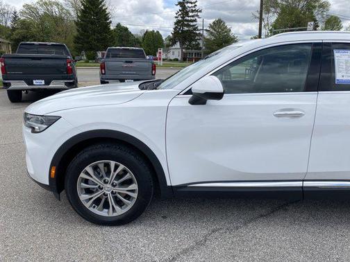 2022 Buick Envision FWD Preferred