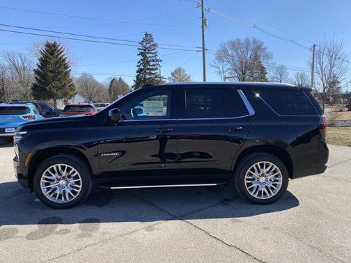 2025 Chevrolet Tahoe LS