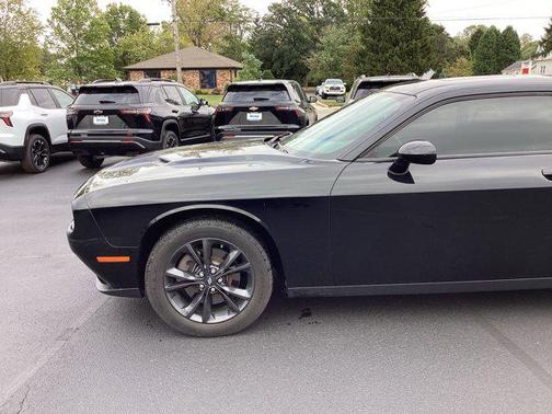 2020 Dodge Challenger SXT